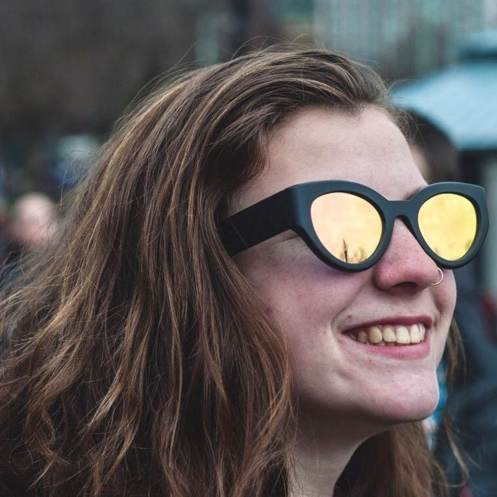 Meet your Posher, Clara